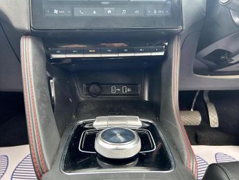 MG MG ZS 72.6kWh Trophy Long Range SUV 5dr Electric Auto (156 ps)