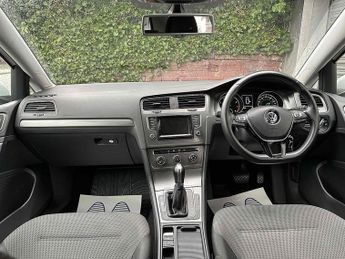 Volkswagen Golf TSI BlueMotion Tech SE