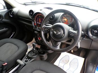 MINI Countryman Cooper D Business AUTO