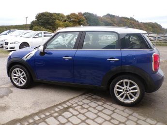 MINI Countryman Cooper D Business AUTO