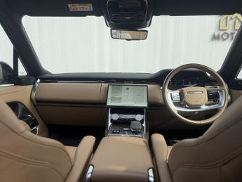 Land Rover Range Rover 3.0 P440e 38.2kWh HSE SUV 5dr Petrol Plug-in Hybrid Auto 4WD Eur