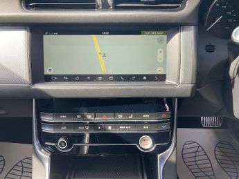 Jaguar XF i Portfolio