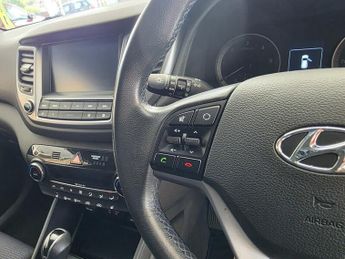 Hyundai TUCSON 1.7 CRDi Blue Drive SE Nav SUV 5dr Diesel DCT Euro 6 (s/s) (141 