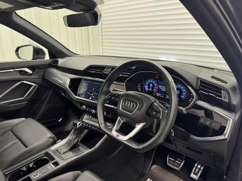 Audi Q3 1.5 TFSI CoD 35 S line SUV 5dr Petrol S Tronic Euro 6 (s/s) (150