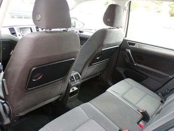 Volkswagen Golf SV TDI BlueMotion Tech SE