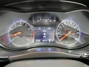 Vauxhall Corsa i ecoTEC SRi Nav