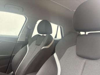 Audi Q2 1.5 TFSI CoD 35 Sport SUV 5dr Petrol S Tronic Euro 6 (s/s) (150 