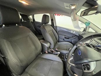 Ford Fiesta T EcoBoost Titanium