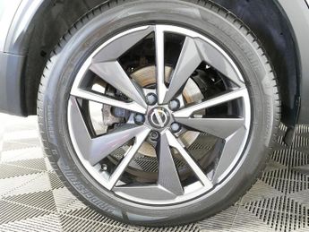Nissan Qashqai DIG-T MHEV Tekna