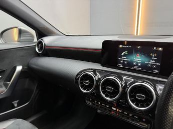 Mercedes-Benz A Class 1.5 A180d AMG Line Hatchback 5dr Diesel 7G-DCT Euro 6 (s/s) (116