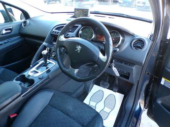 Peugeot 3008 e-HDi Allure