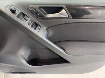 Volkswagen Golf 1.4 TSI DSG 5dr Hatchback Automatic Petrol