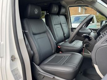 Volkswagen Transporter T6 T28 150 SWB