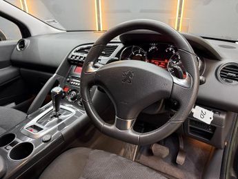 Peugeot 3008 1.6 e-HDi Allure SUV 5dr Diesel EGC Euro 5 (s/s) (115 ps)