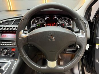Peugeot 3008 1.6 e-HDi Allure SUV 5dr Diesel EGC Euro 5 (s/s) (115 ps)