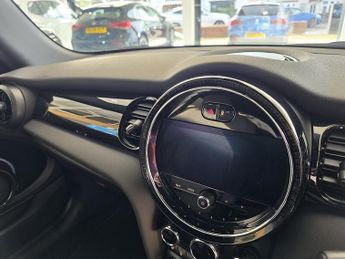 MINI Electric Hatch Cooper SE Level 2