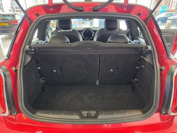 MINI Electric Hatch Cooper SE Level 2
