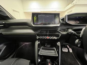 Peugeot 208 PureTech GT Line
