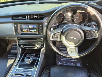 Jaguar XF d R-Sport