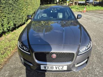 Jaguar XF d R-Sport