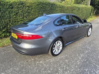 Jaguar XF d R-Sport