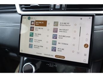 Jaguar F-PACE P400e R-Dynamic Black