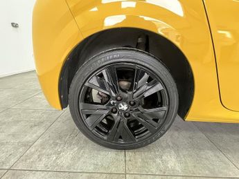 Peugeot 208 PureTech Allure