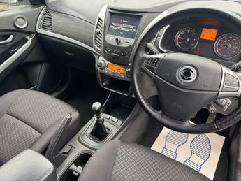 SsangYong Korando 2.2D LE SUV 5dr Diesel Manual Euro 6 (178 ps)