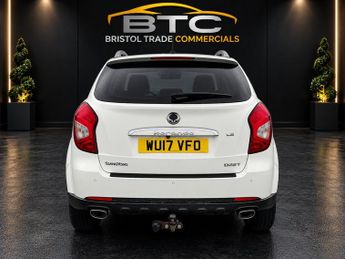SsangYong Korando 2.2D LE SUV 5dr Diesel Manual Euro 6 (178 ps)
