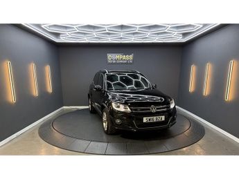 Volkswagen Tiguan 2.0 TDI BlueMotion Tech R-Line Edition SUV 5dr Diesel DSG 4WD Eu