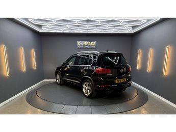 Volkswagen Tiguan 2.0 TDI BlueMotion Tech R-Line Edition SUV 5dr Diesel DSG 4WD Eu
