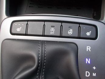 Hyundai i10 1.2 Premium Hatchback 5dr Petrol Auto Euro 6 (s/s) (84 ps)