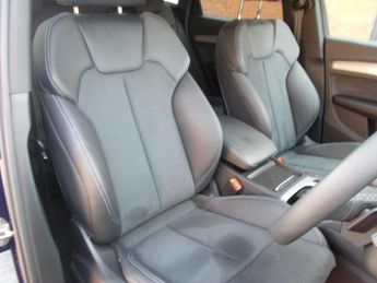 Audi Q5 2.0 TFSIe 50 S line SUV 5dr Petrol Plug-in Hybrid S Tronic quatt