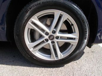 Audi Q5 2.0 TFSIe 50 S line SUV 5dr Petrol Plug-in Hybrid S Tronic quatt