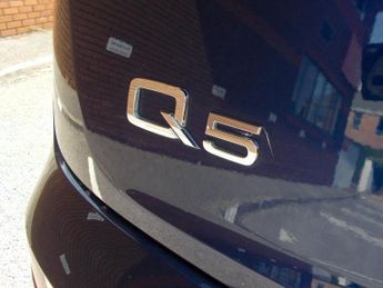 Audi Q5 2.0 TFSIe 50 S line SUV 5dr Petrol Plug-in Hybrid S Tronic quatt