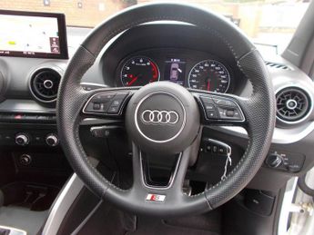 Audi Q2 1.5 TFSI CoD 35 S line SUV 5dr Petrol S Tronic Euro 6 (s/s) (150