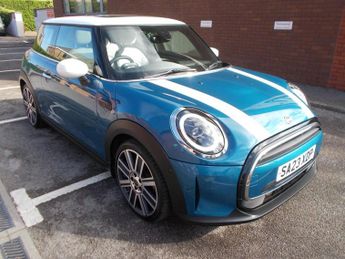 MINI Hatch 3-Door Hatch Cooper Exclusive (Premium Plus) 3/Dr Automatic