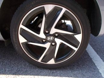 Hyundai i10 PREMIUM 1.2 79PS AMT MY25