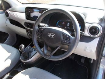 Hyundai i10 PREMIUM 1.2 79PS AMT MY25