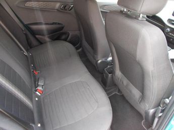 Hyundai i10 PREMIUM 1.2 84PS AMT MY23