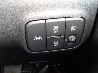 Hyundai i10 PREMIUM 1.2 84PS AMT MY23