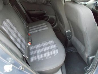 Hyundai i10 PREMIUM 1.2 84PS AMT +NAV MY24