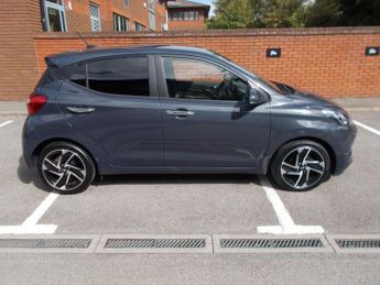 Hyundai i10 PREMIUM 1.2 84PS AMT +NAV MY24