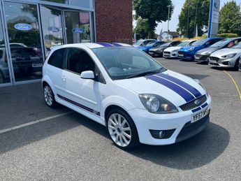 Ford Fiesta 2.0 ST Hatchback 3dr Petrol Manual (177 g/km, 148 bhp)
