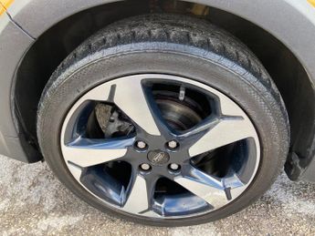 Ford Fiesta ACTIVE B AND O PLAY