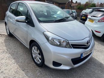 Toyota Yaris VVT-I TR