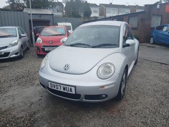 Volkswagen Beetle LUNA 8V