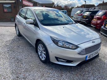 Ford Focus Titanium 5 door