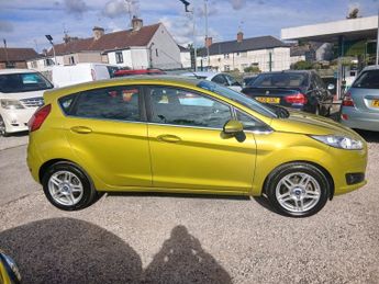 Ford Fiesta Zetec **AUTOMATIC ** 5 door 
