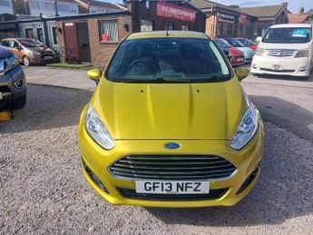 Ford Fiesta Zetec **AUTOMATIC ** 5 door 